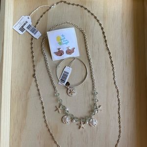 Upside Down Pineapple Jewlery Set